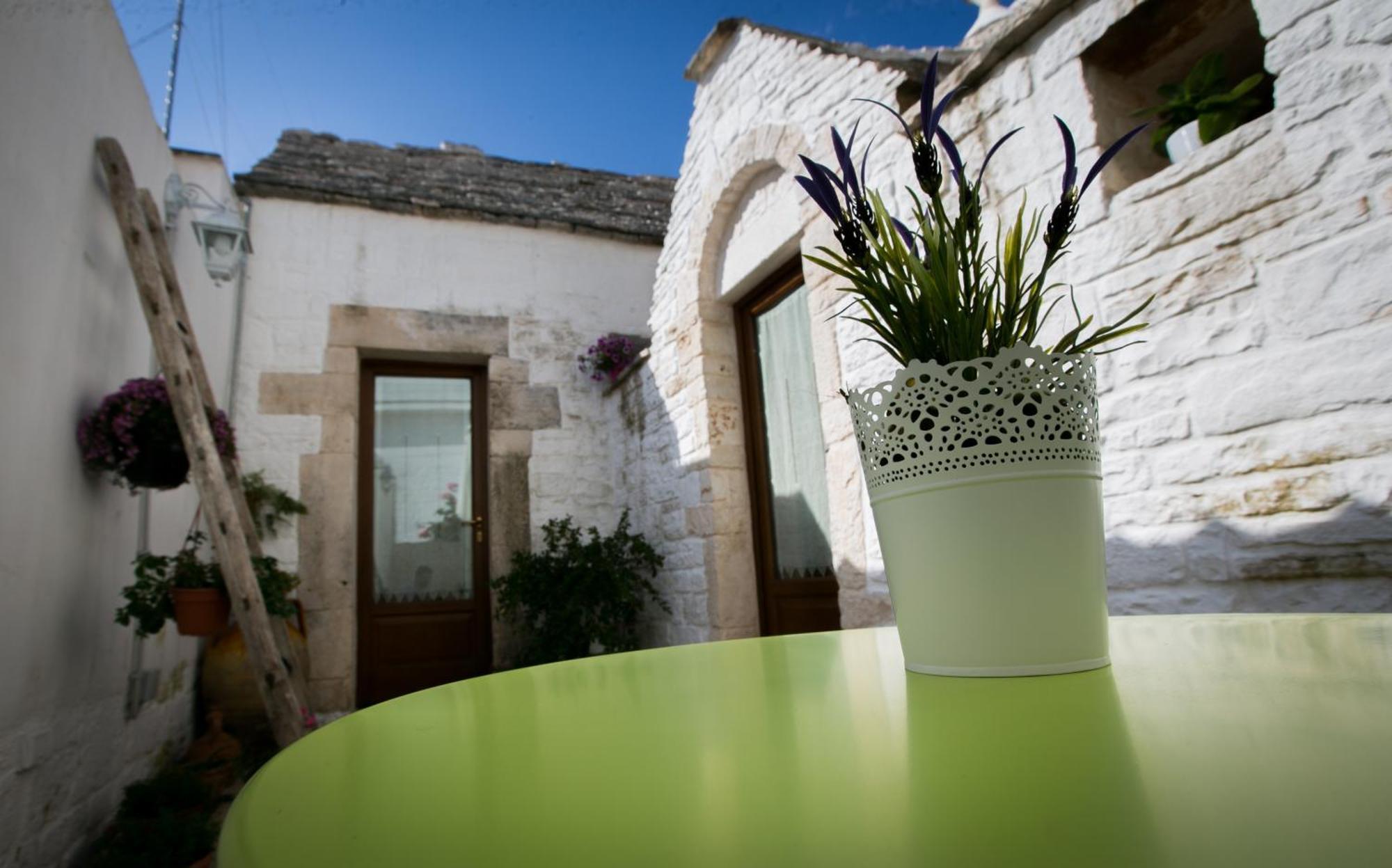 Trulli Lovers Альберобелло Экстерьер фото