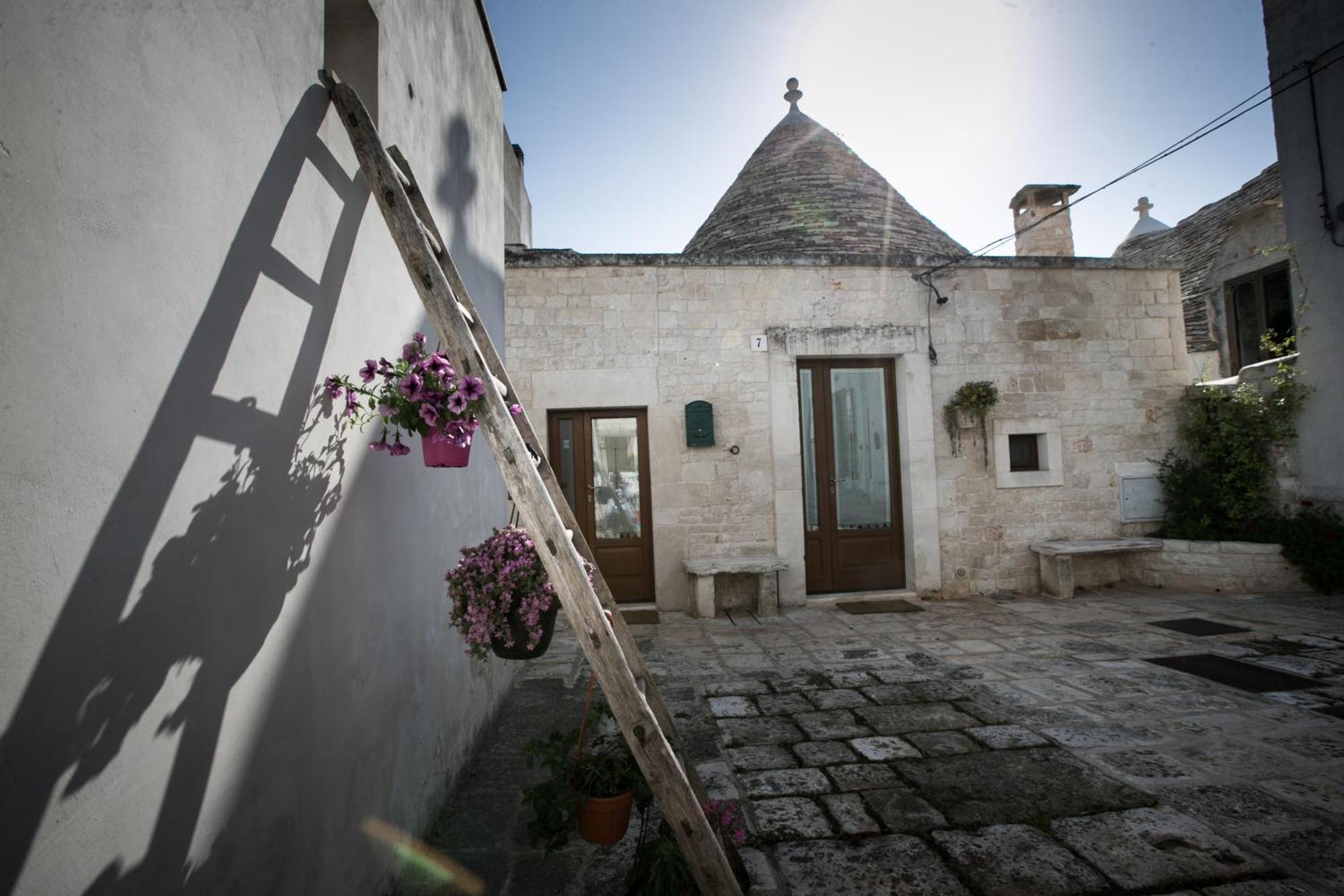 Trulli Lovers Альберобелло Экстерьер фото